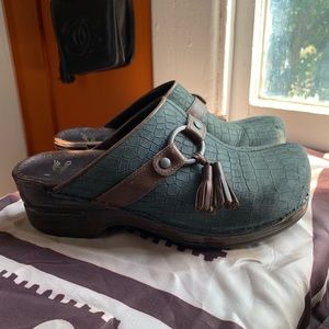 Dansko Shandi Blue Alligator Clogs 40